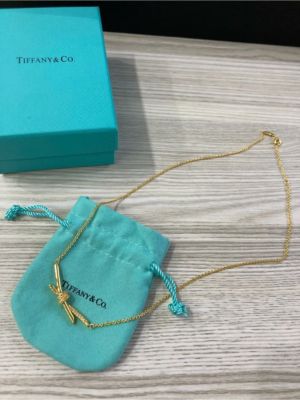 Gold Knot Bar Pendant Necklace in Aqua